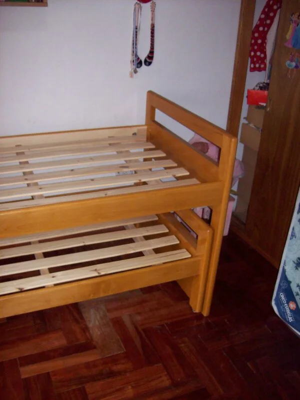 CAMA NIDO MADERA DE GUATAMBU LUSTRADA - Imagen 3