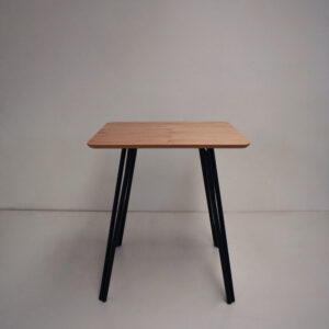 MESA VINTAGE TAPA PARAISO 68 X 68 CM