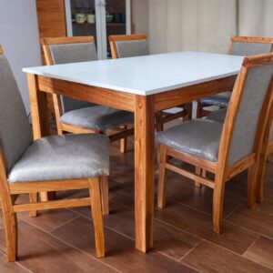 JUEGO MESA 1.30 X 86 CM + 4 SILLAS VICTORIA