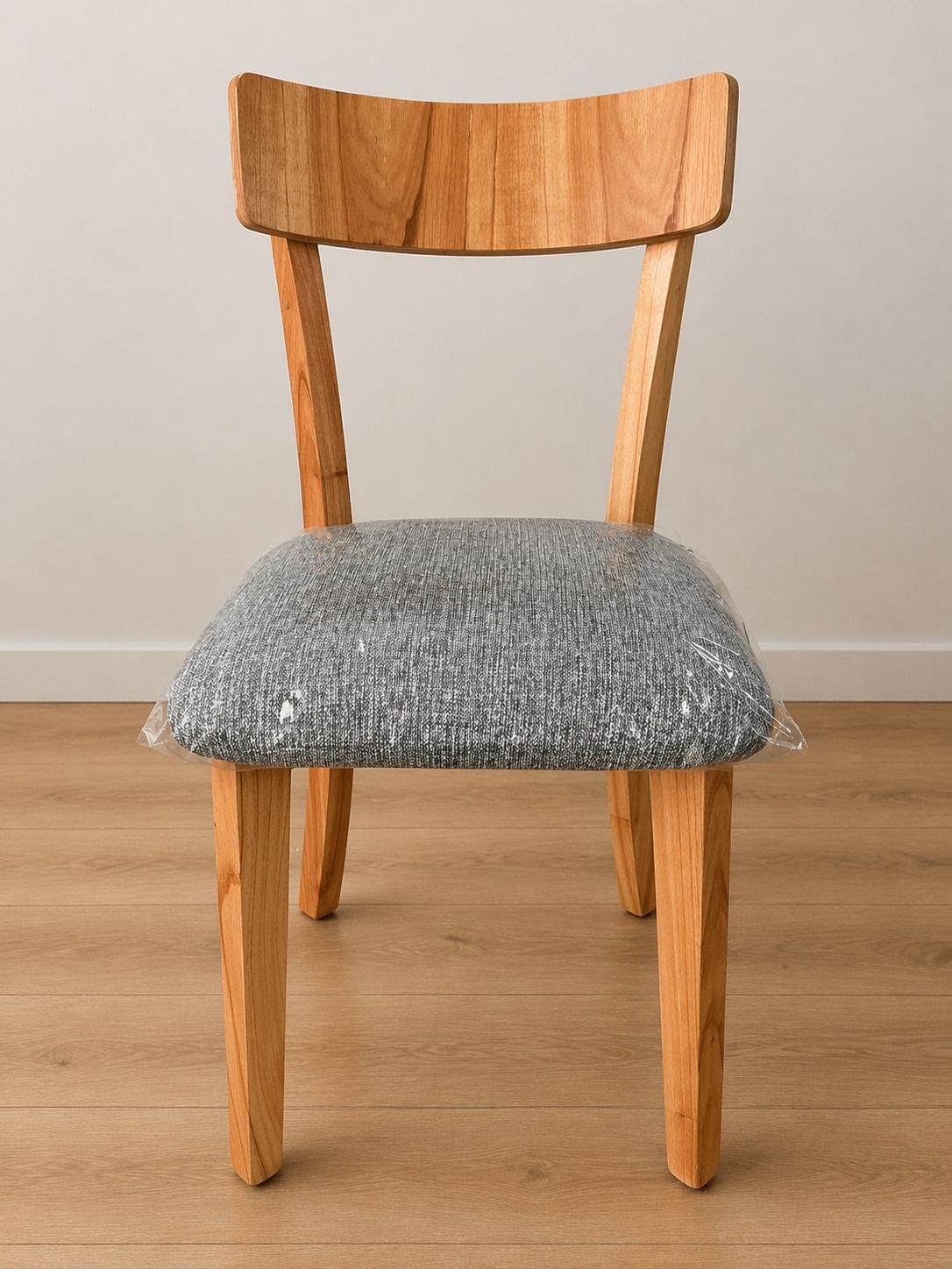 MESA DE 1.30 X 80 + 4 SILLAS ENGEL - Imagen 2